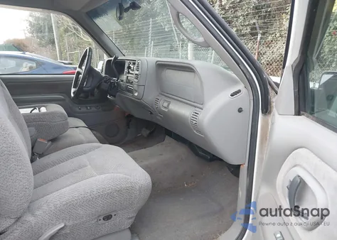 1997 Chevrolet K1500 Fleetside z USA, uszkodzony, nr VIN 1GCEK19R7VE239806